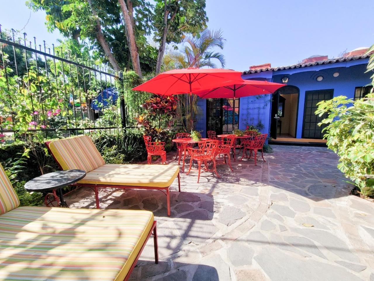 Estrellita'S Bed & Breakfast Ajijic Exterior photo