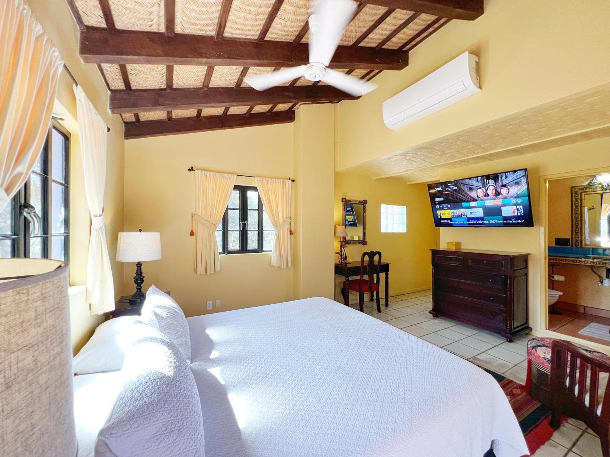 Estrellita'S Bed & Breakfast Ajijic Exterior photo