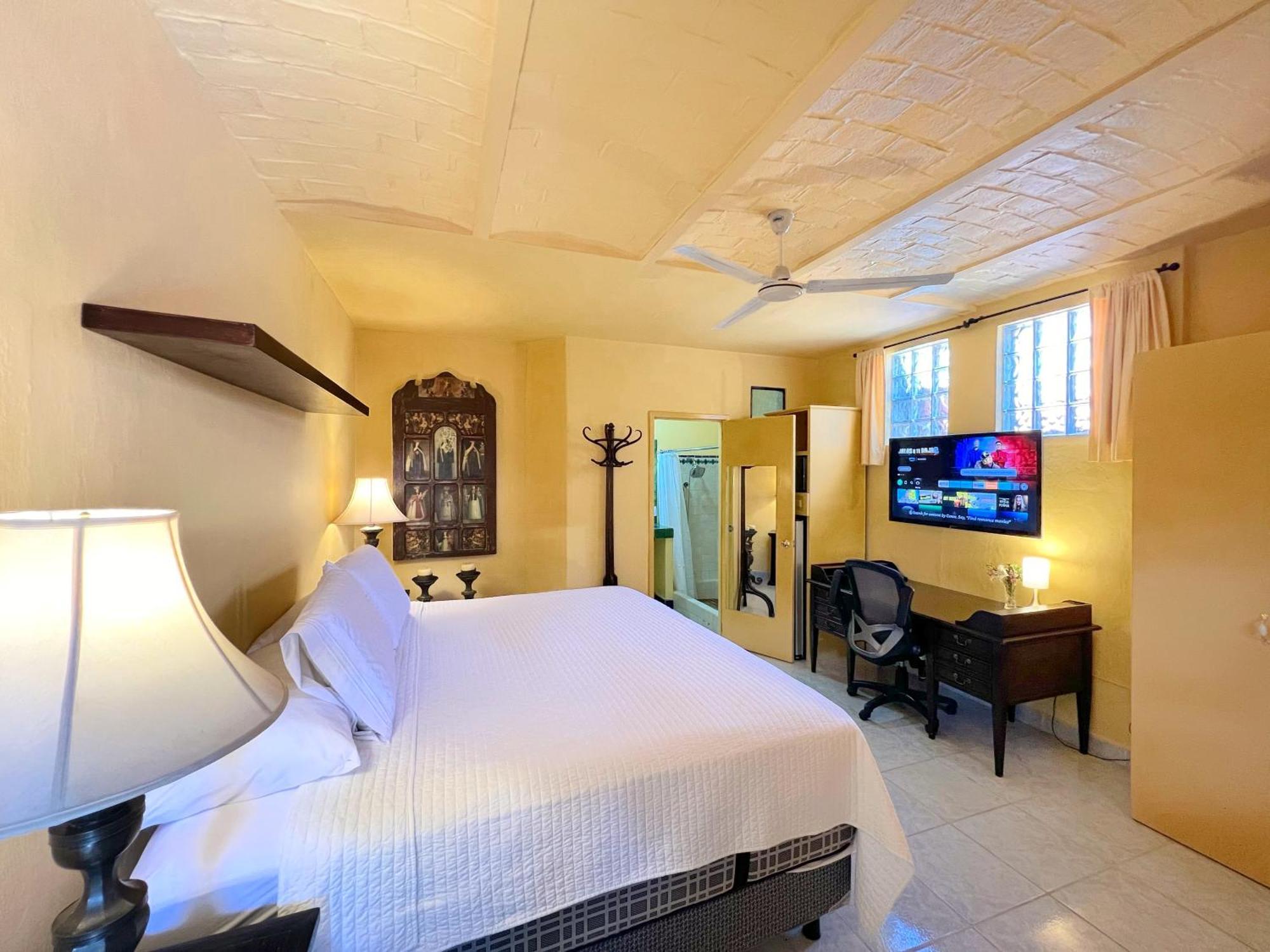Estrellita'S Bed & Breakfast Ajijic Exterior photo